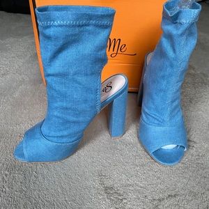 So Me Denim Open Toe Shoes